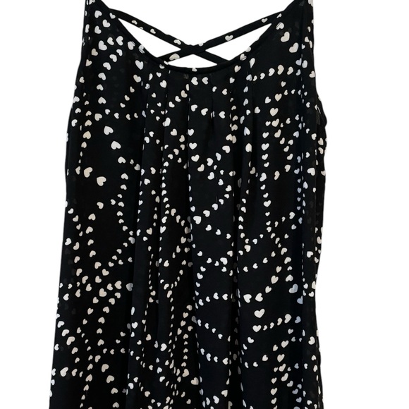 Torrid Black and White Heart Pattern Camisole Top - Picture 1 of 6